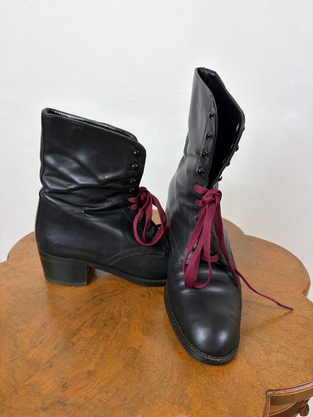 VINTAGE Charles David Nathalie M Black Leather Lace Up Ankle Boots 9 5 Spain